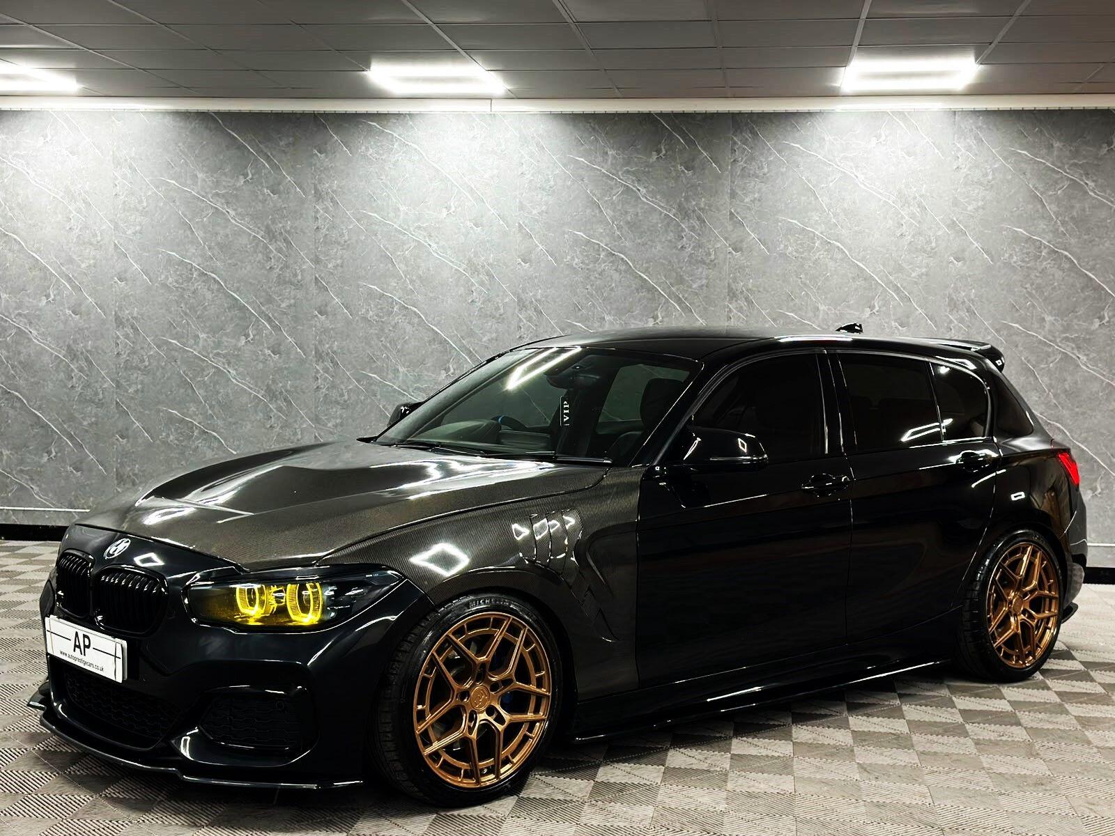BMW 1 Series secondary view